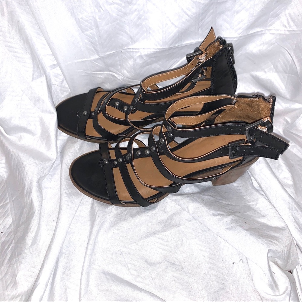 Mossimo Chunky Sandal
